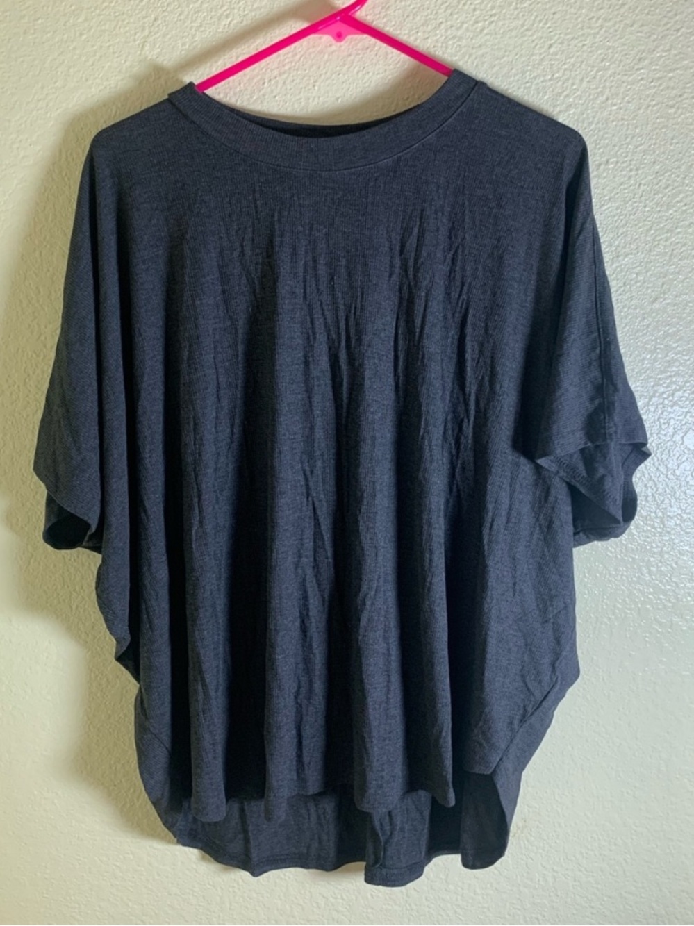 NWOT Zenana Charcoal Black Relaxed Short Sleeve Tee, Size L